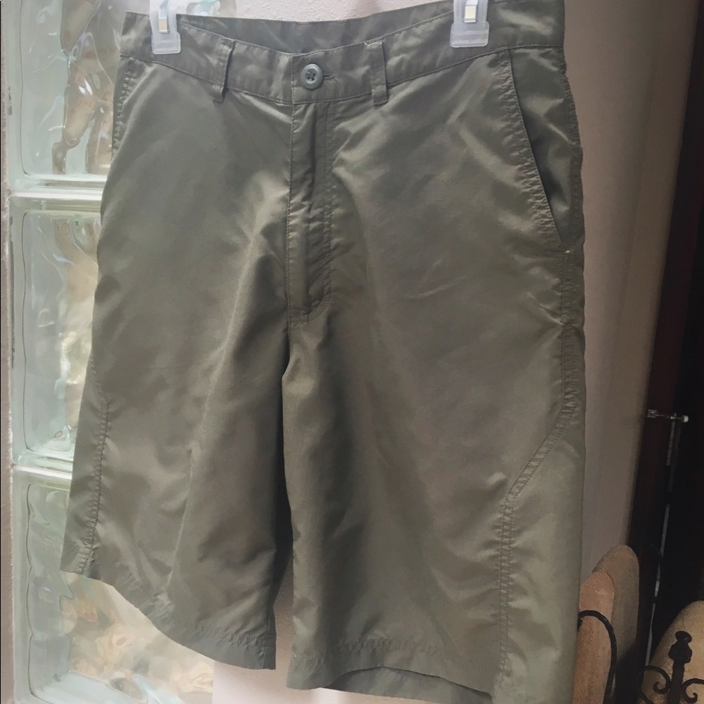 Men's Patagonia shorts -- Olive green
