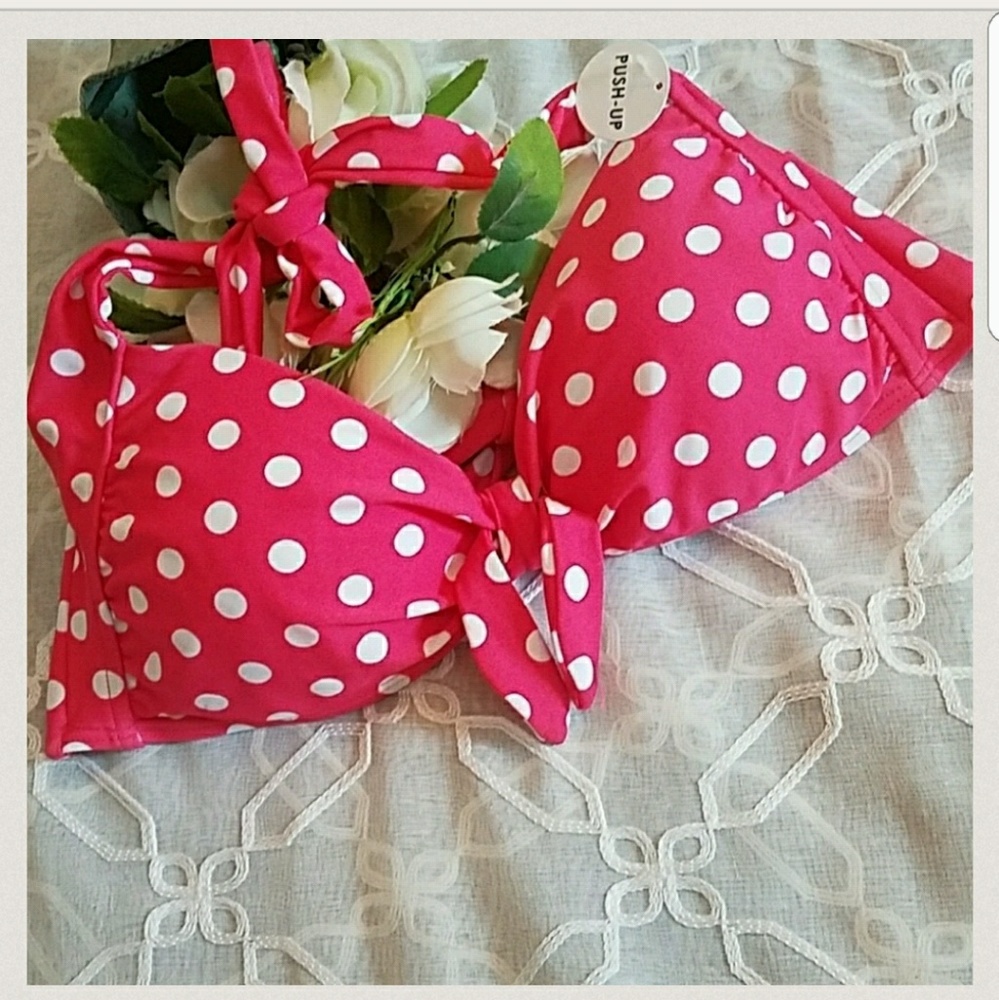NEW NEW DIRECTIONS BIKINI TOP SIZE L