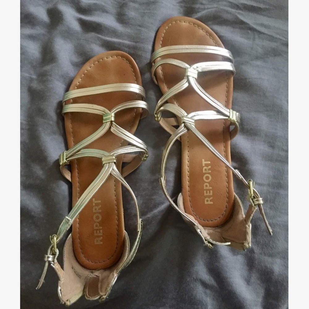 Report Gillen Gold Sandals size 8