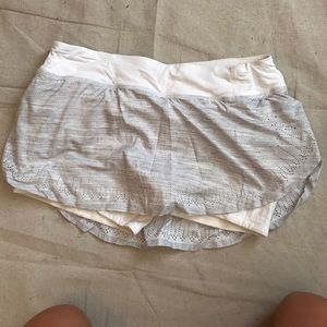 lululemon athletic skirt size 6