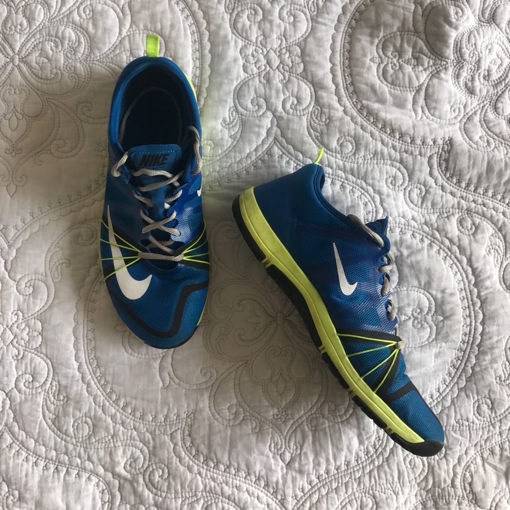 NIKE FREE CROSS COMPETE WOMENS 8.5