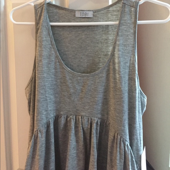 cute grey tank top - Picture 2 of 4