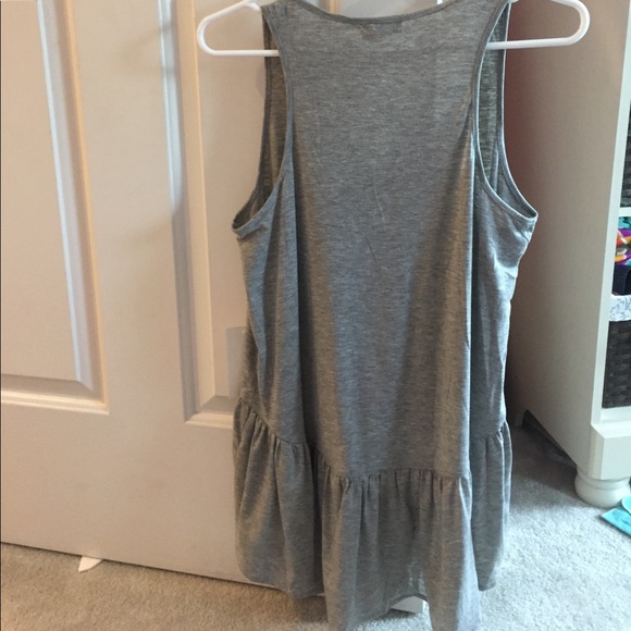 cute grey tank top - Picture 3 of 4