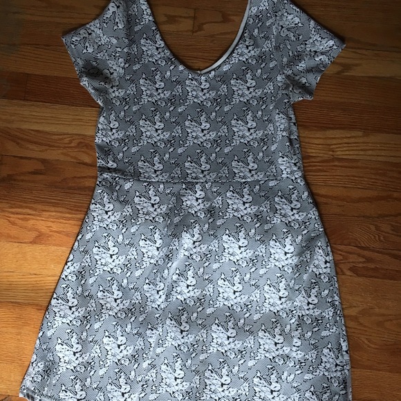 V-Neck Fit and Flare Dress - Picture 2 of 5