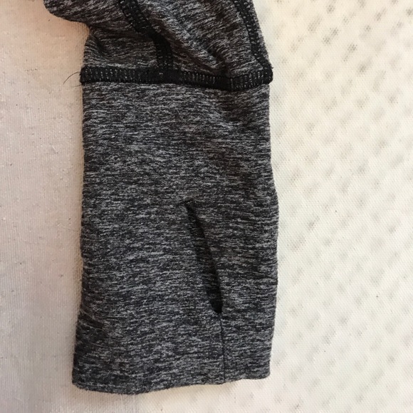 lululemon running hooded layer size 6 - Picture 2 of 4