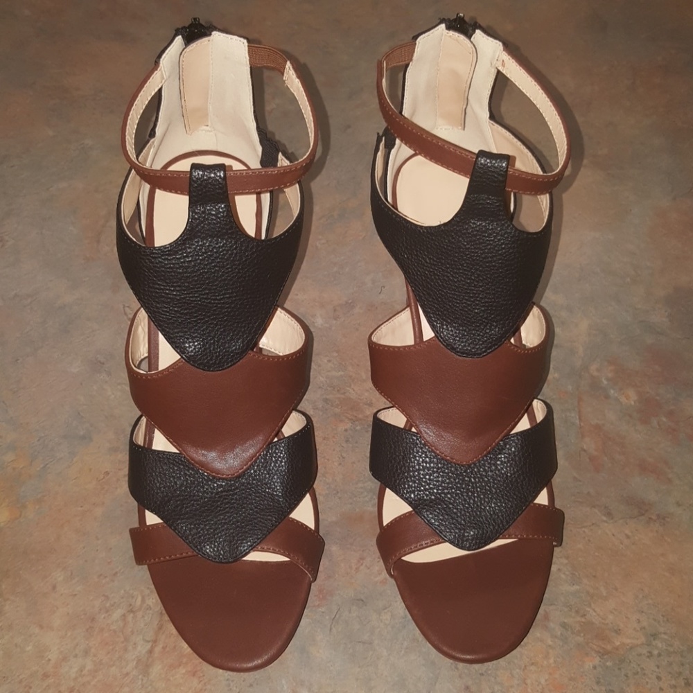 Two Toned Heel Sandal 10