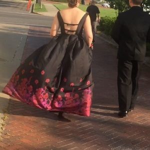 Alyce Paris prom dress