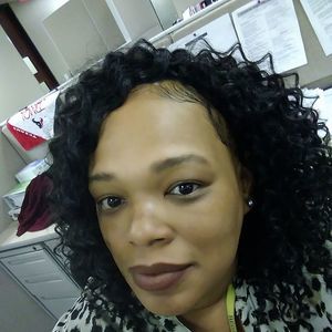 Meet your Posher, Tonya