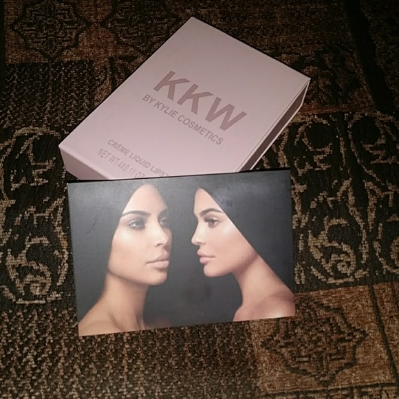 FLASH SALE!!! KKW lipkit - Picture 3 of 3