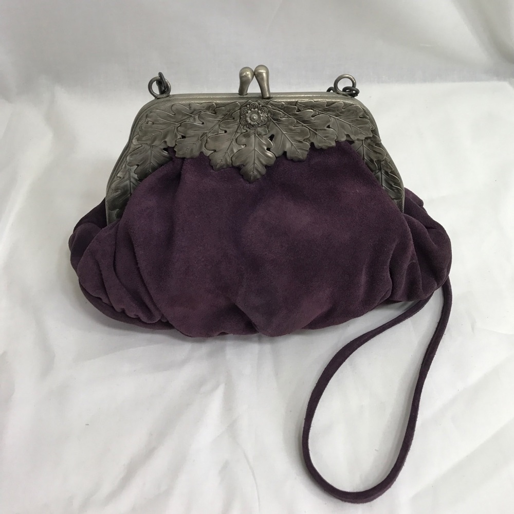 Vintage style purple purse