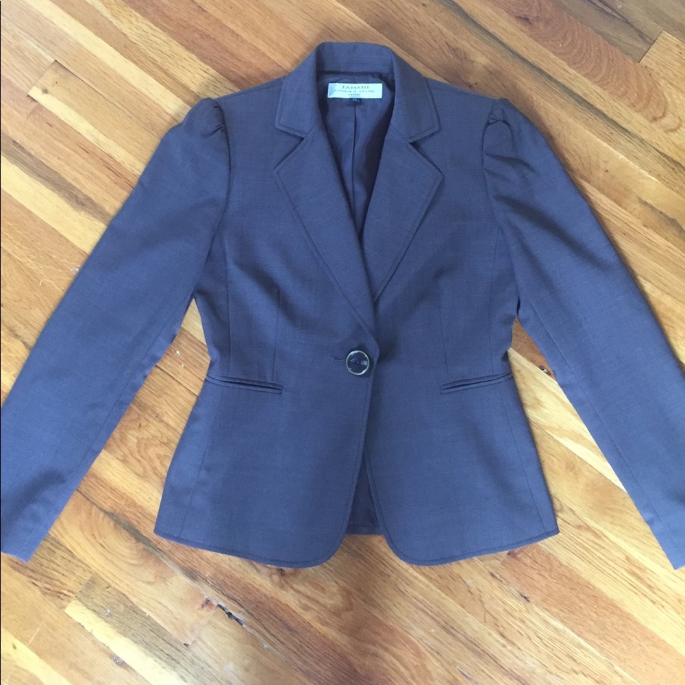 Tahari Arthur S Levine blazer