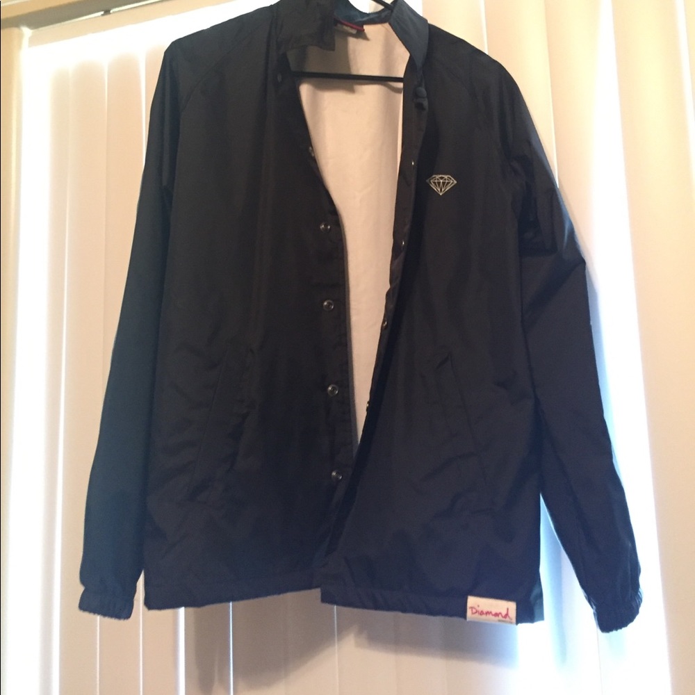 Diamond wind breaker