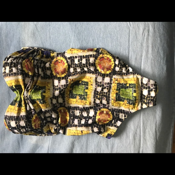 Aguadecoco women new swimming suit medium - Picture 4 of 4