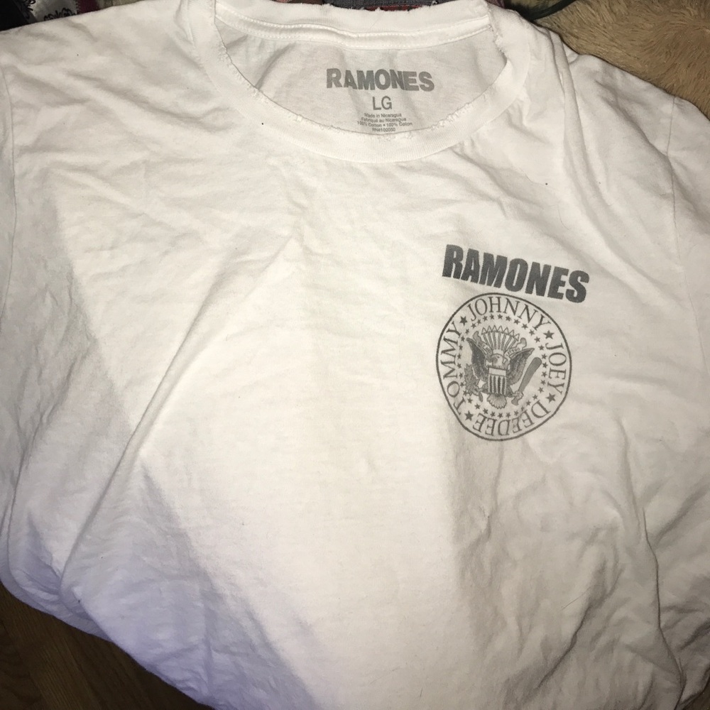 Ramones band tshirt