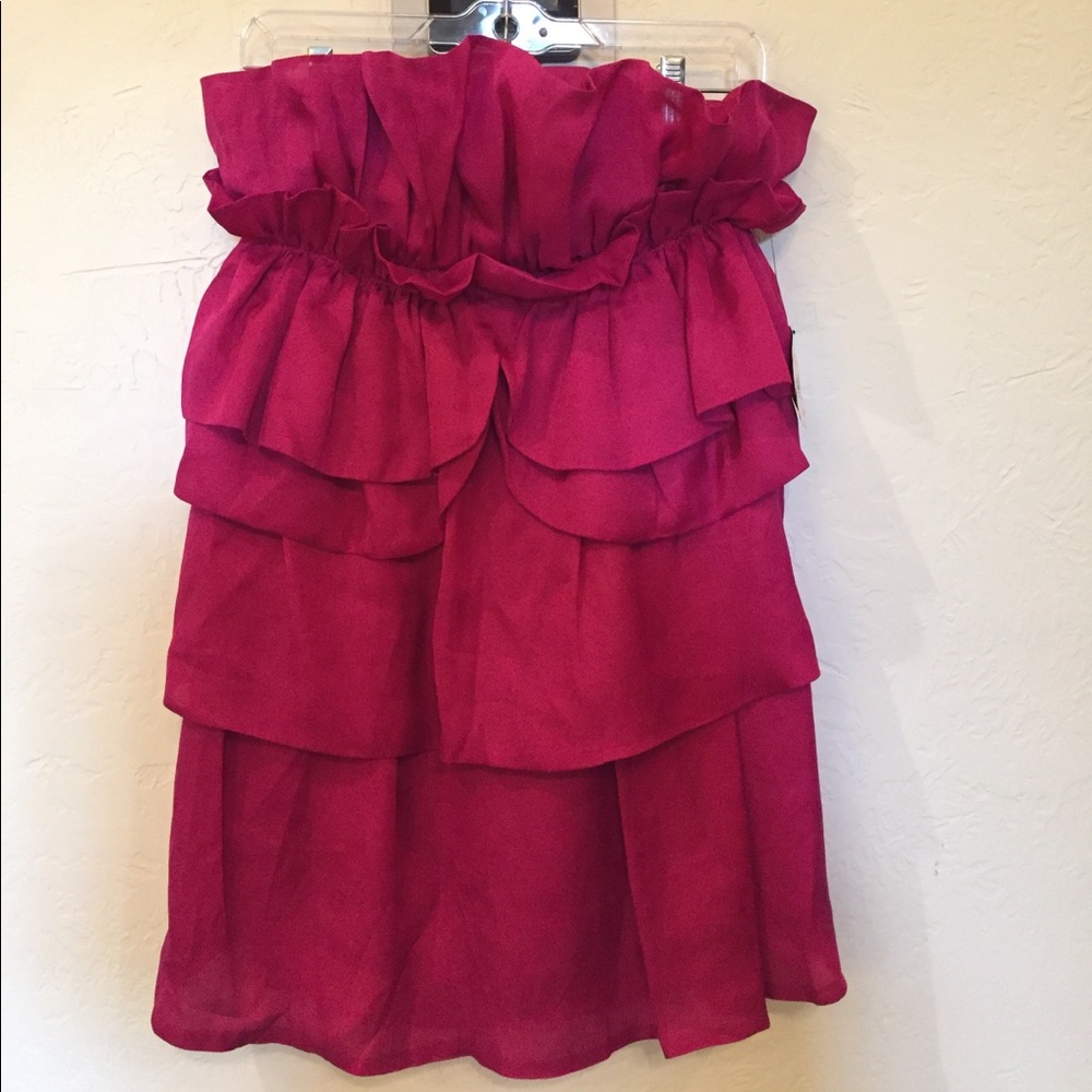 Giambattista Valli Strapless fuchsia mini dress