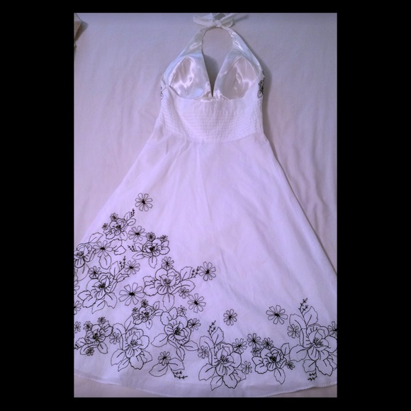 White House Black Market Halter Dress - Picture 6 of 7