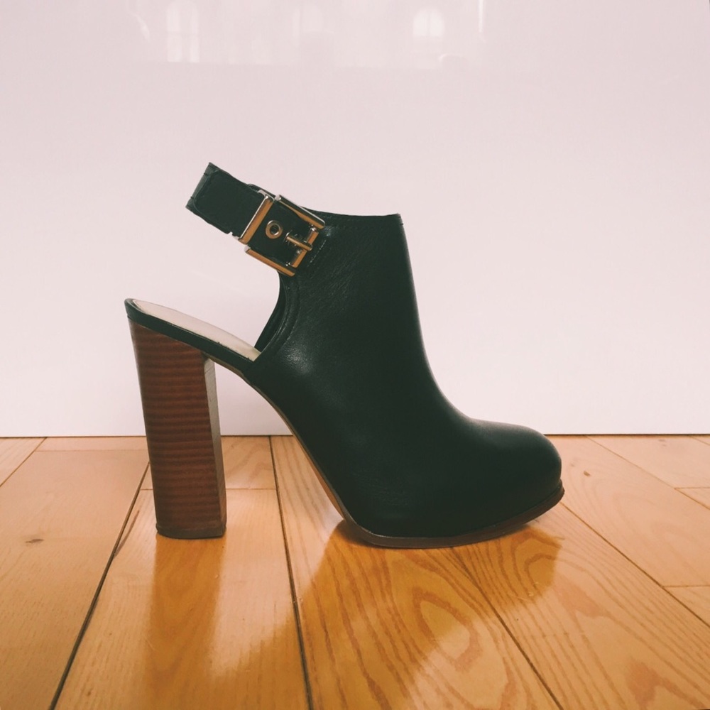 Vince Camuto Gordella Slingback