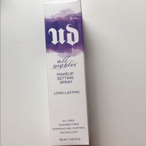 Urban Decay All Nighter (NEW)