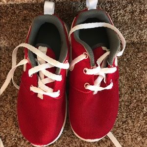 Red Nike Roshe kids size 13