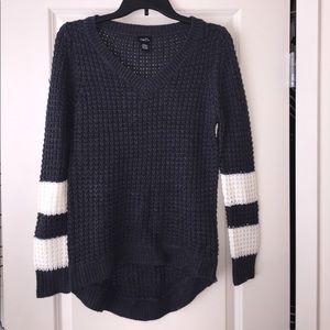 Long Sleeved Knitted Sweater