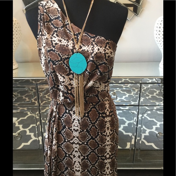 Firm Price Sale🔥🔥 BCBG MaxAzria Maxi Gown - Picture 3 of 8