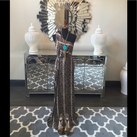Firm Price Sale🔥🔥 BCBG MaxAzria Maxi Gown - Picture 8 of 8