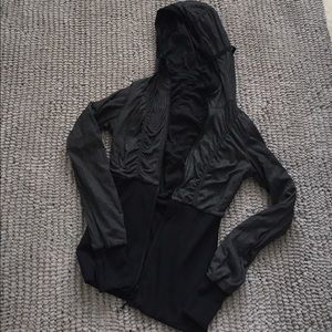 Reversible black and grey lululemon jacket