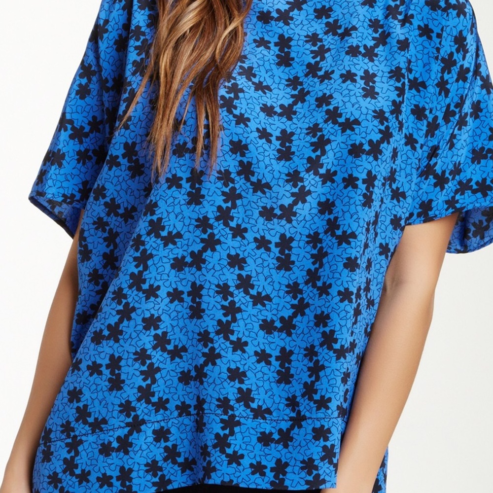 Diane Von Furstenbeg Hanky Blouse