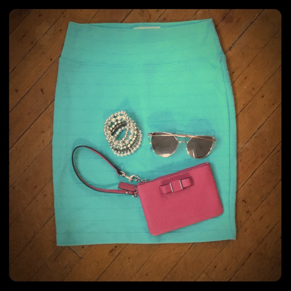 Forever 21 Mint Green Miniskirt✨