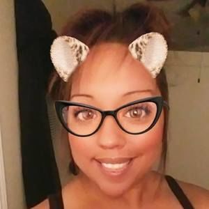 Meet your Posher, Ally