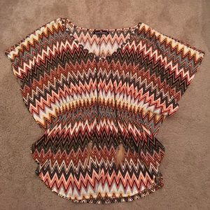 🎉SALE🎉 ✨Chevron Print Top✨