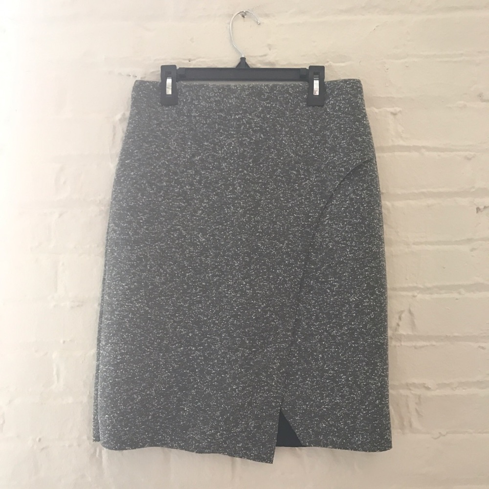 🔥NWT TOPSHOP ASYMMETRICAL SKIRT🔥