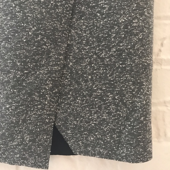 🔥NWT TOPSHOP ASYMMETRICAL SKIRT🔥 - Picture 2 of 5