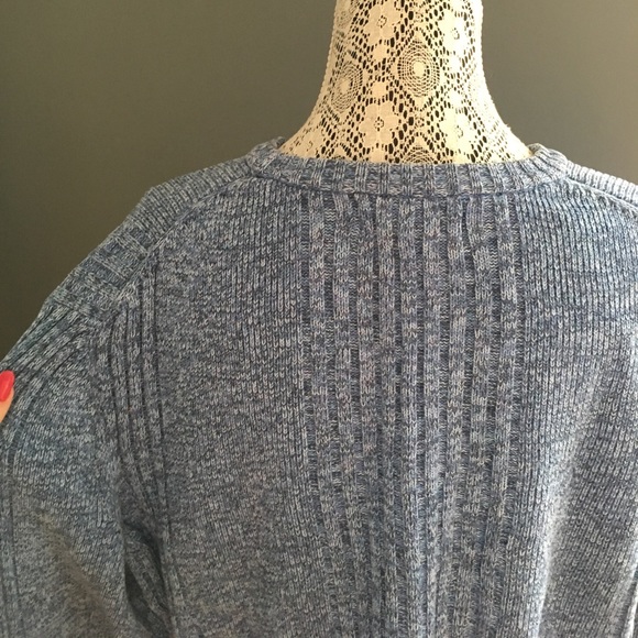 Blue Sweater - Picture 3 of 3