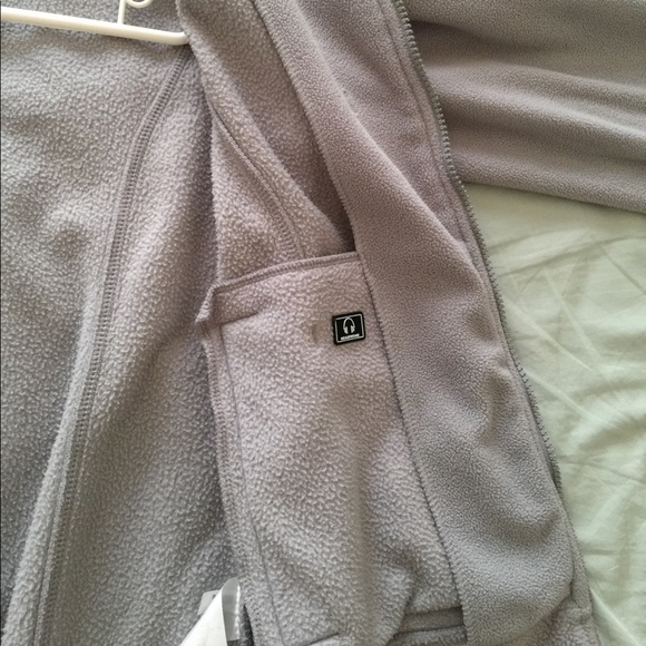 Calvin Klein performance jacket - Picture 4 of 4