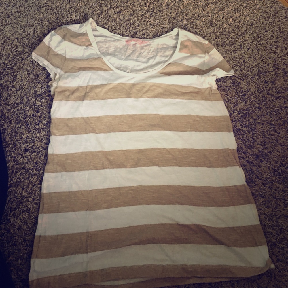 Tee