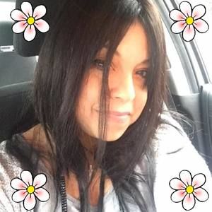 Meet your Posher, Yvette