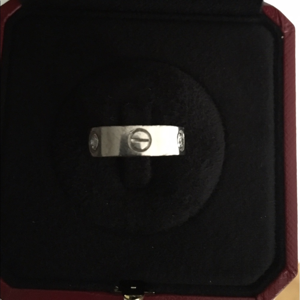 ⚡️FLASH SALE⚡️💯Cartier Love ring + cleaning kit - Picture 6 of 8