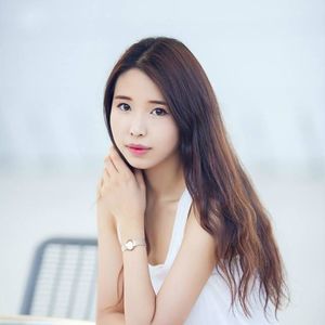 Meet your Posher, Ally