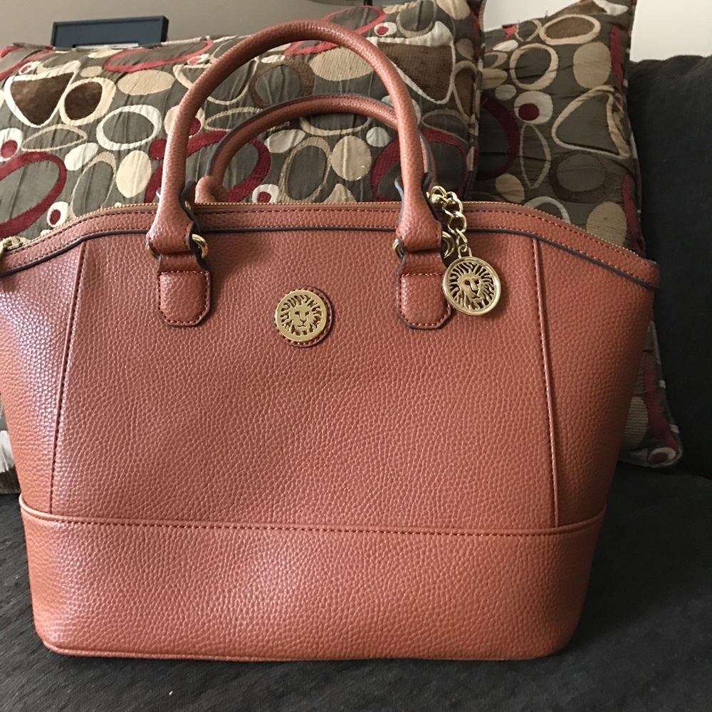 Anne Klein beautiful handbag!