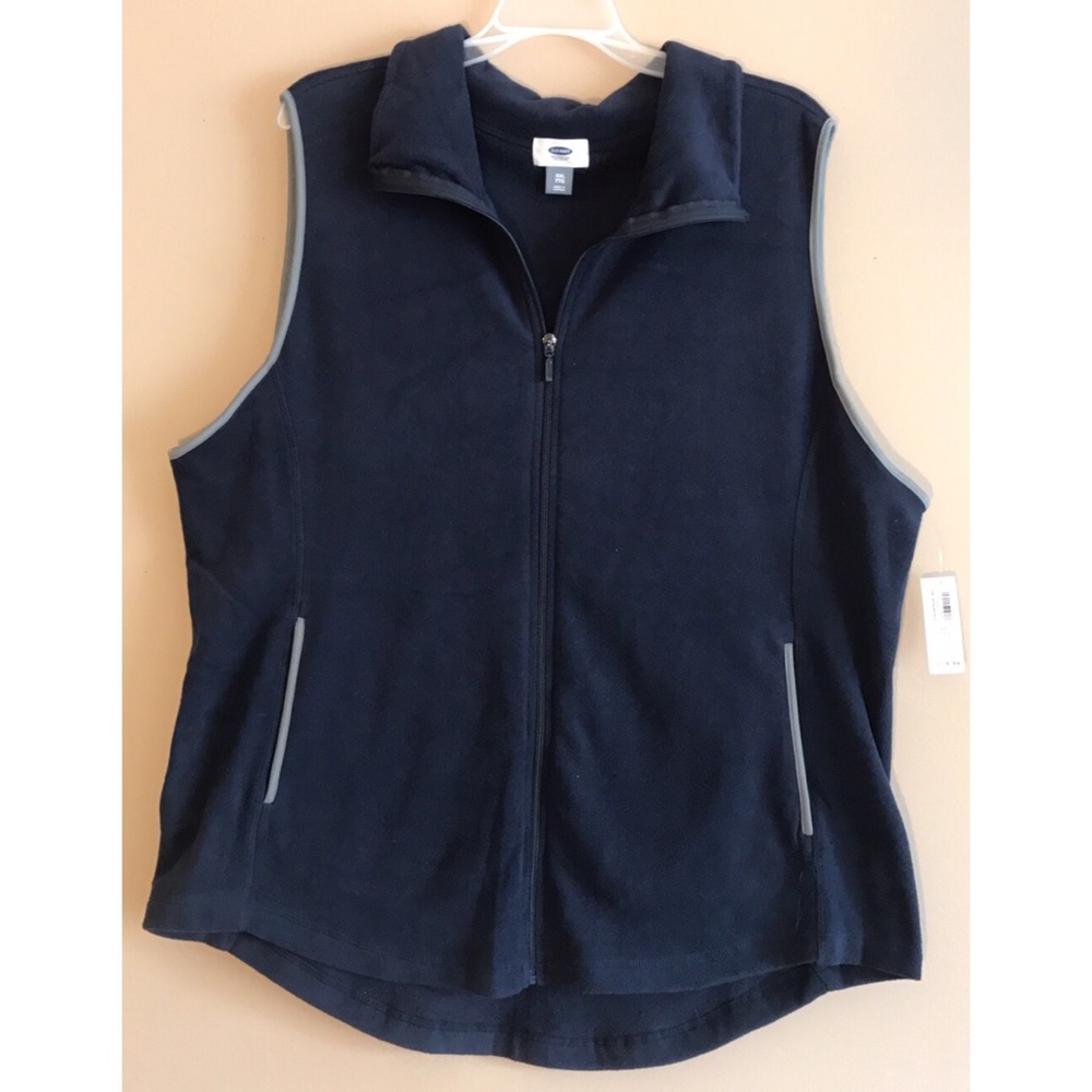OLD NAVY fleece vest