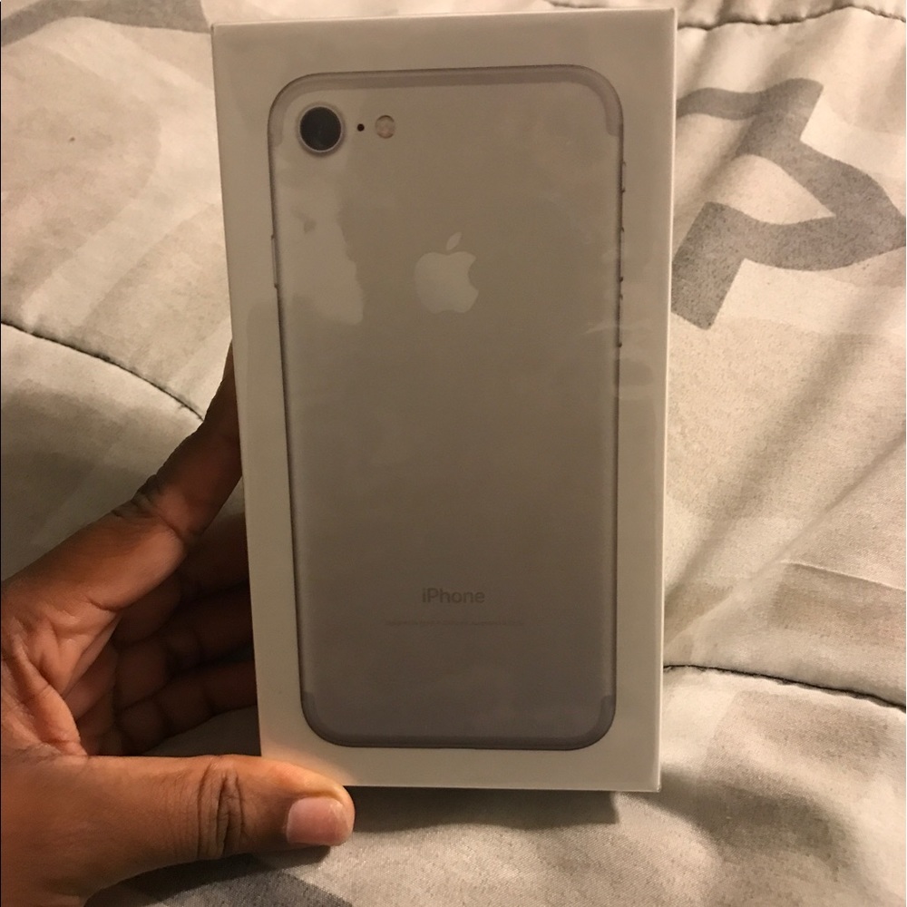 Iphone 7 (32 GB)