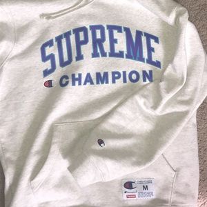 SUPREME x CHAMPION SWEATSHIRT W/ HOOD