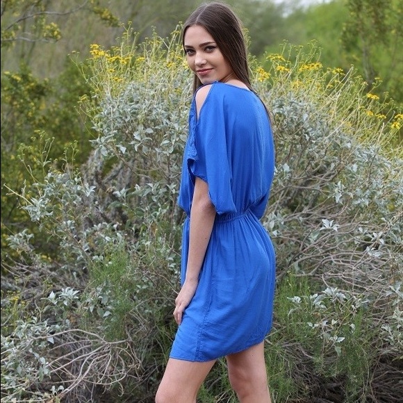 ANGIE Cold Shoulder Dress Size S-L - Picture 8 of 8