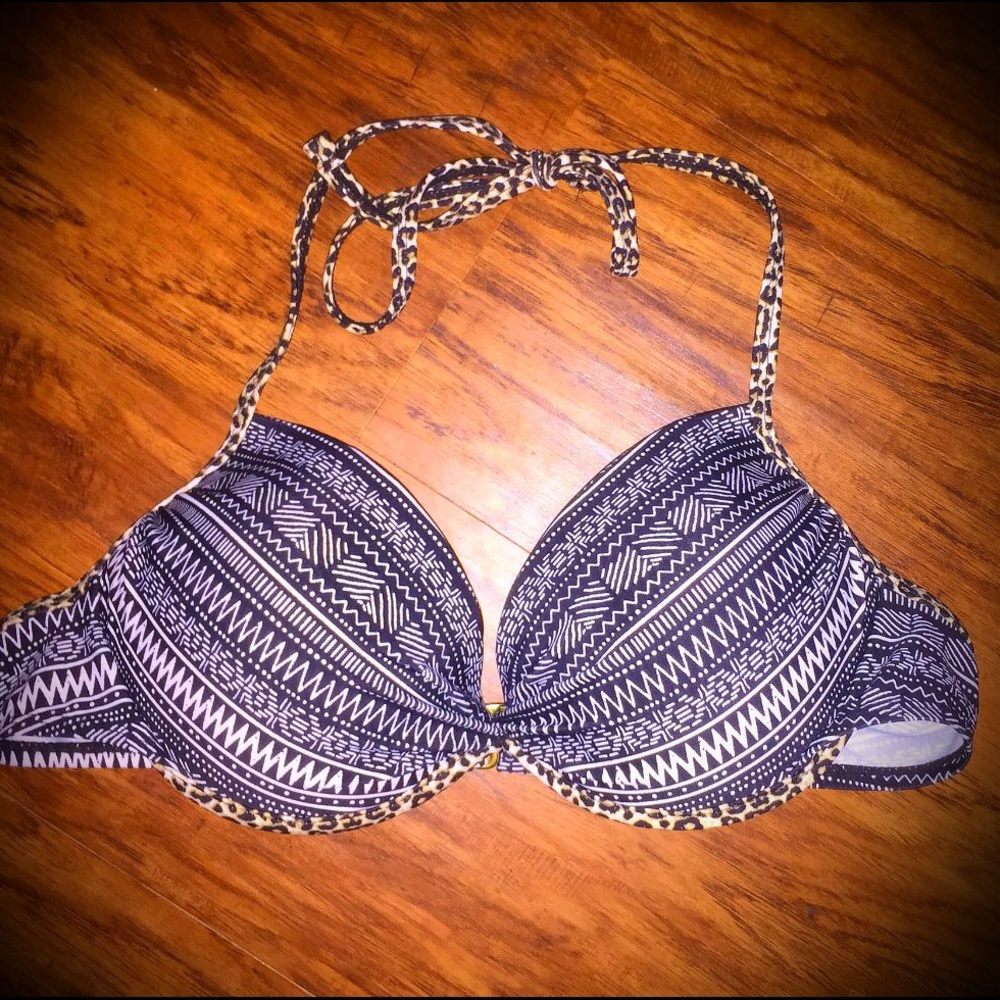 ❌❌SOLD❌❌👙Black, White, & Cheetah Push-Up bikini