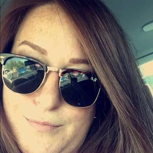 Meet your Posher, Stacey