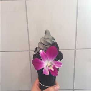 Meet your Posher, Apple