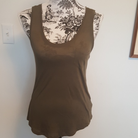 Express Tops - Express tank top