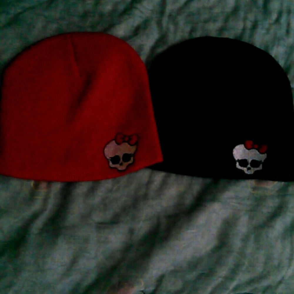 SOLD!!!!Monster high beanie bundle