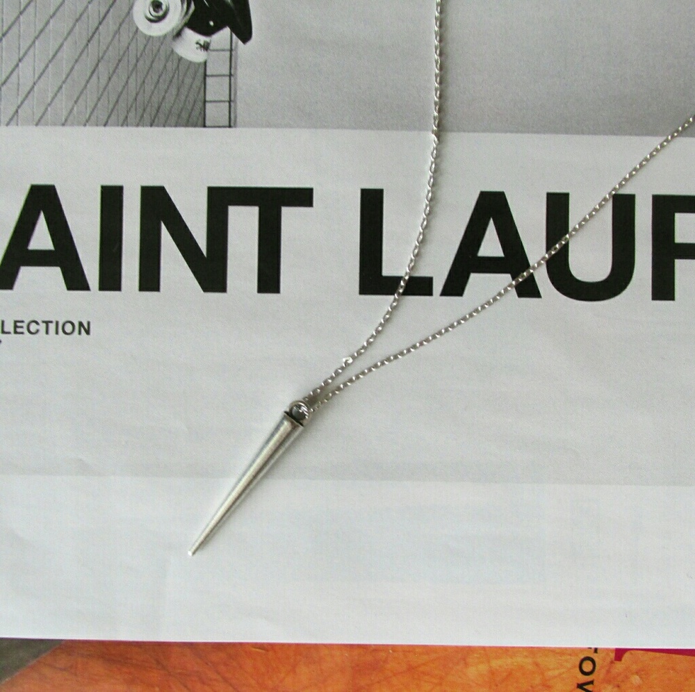 Dainty Tribal Point Necklace